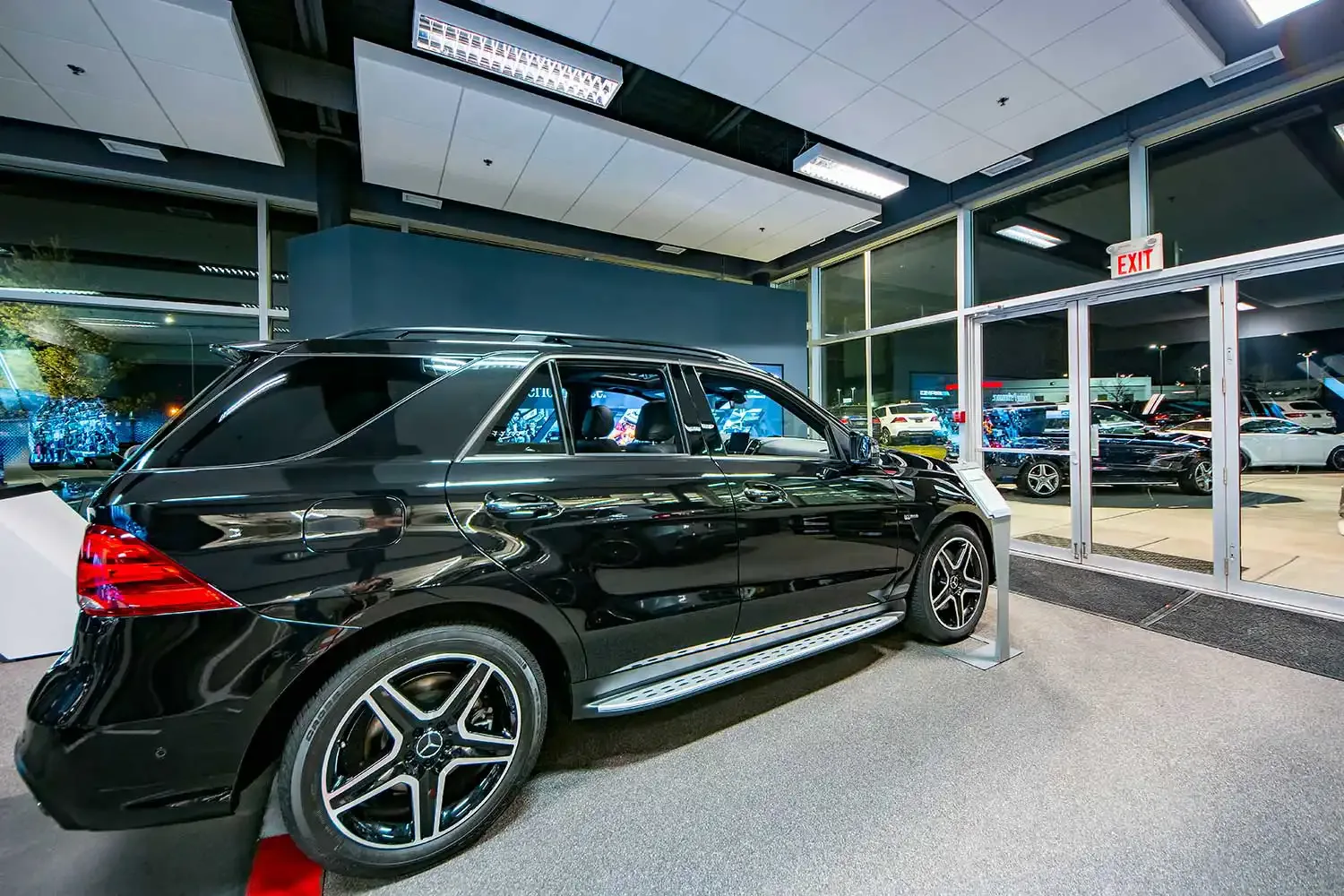 Mercedes-Benz Edmonton West