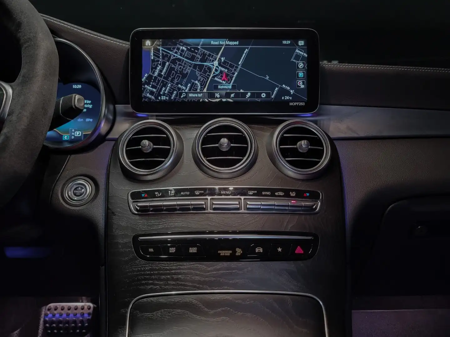 2022 Mercedez-Benz GLC — photo 4