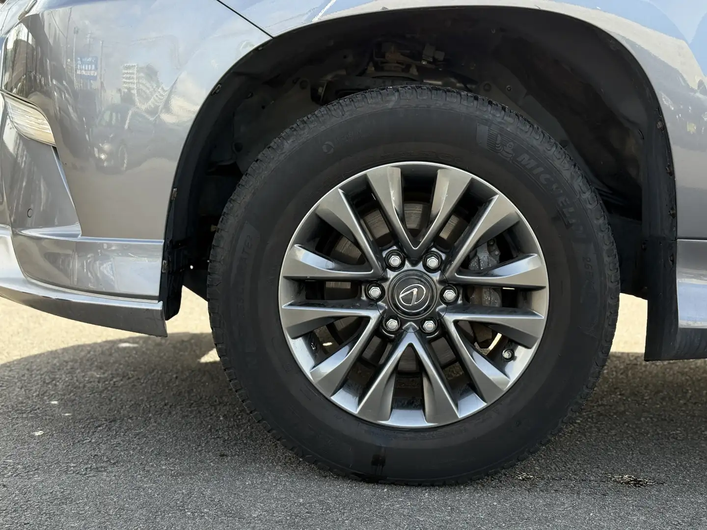 2018 Lexus GX — photo 4